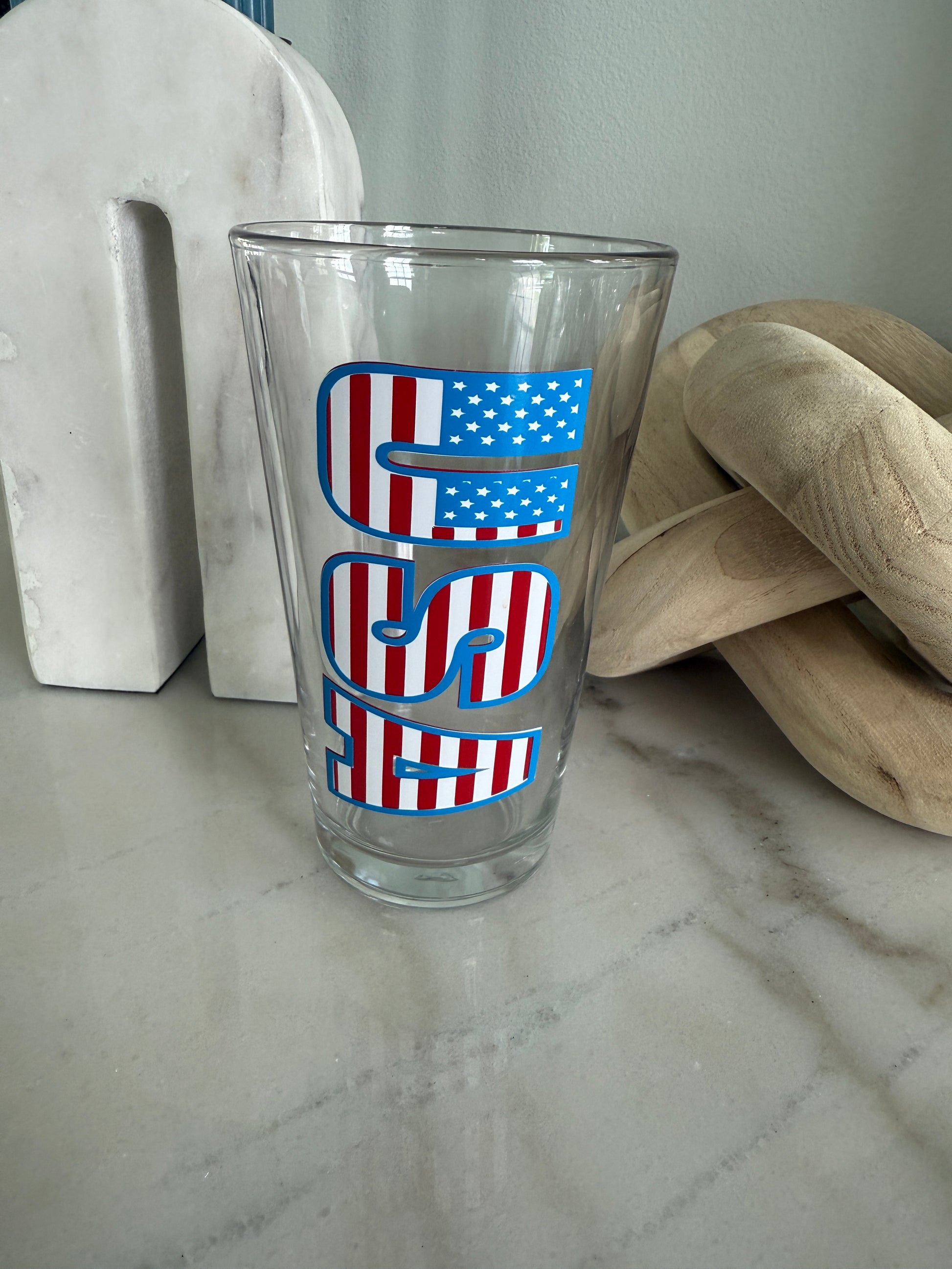 USA Pint Glass